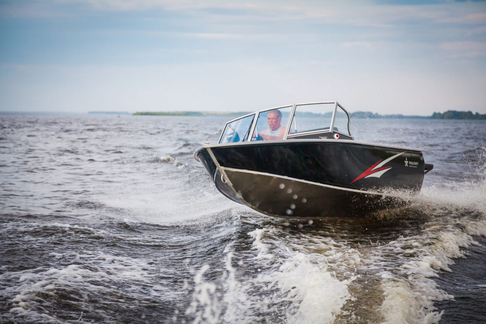 Лодка Realcraft Impulse-470 FishPro
