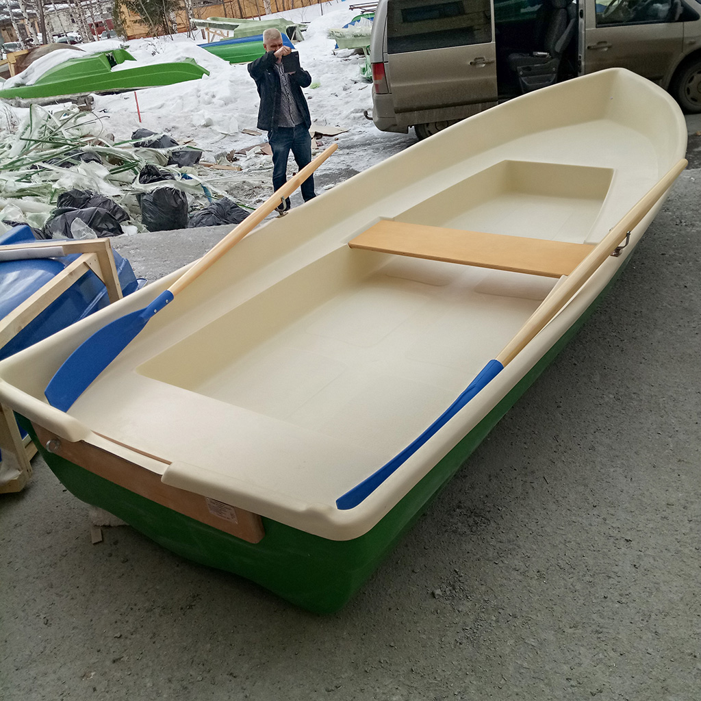 Пластиковая лодка ВИЗА Нейва-4