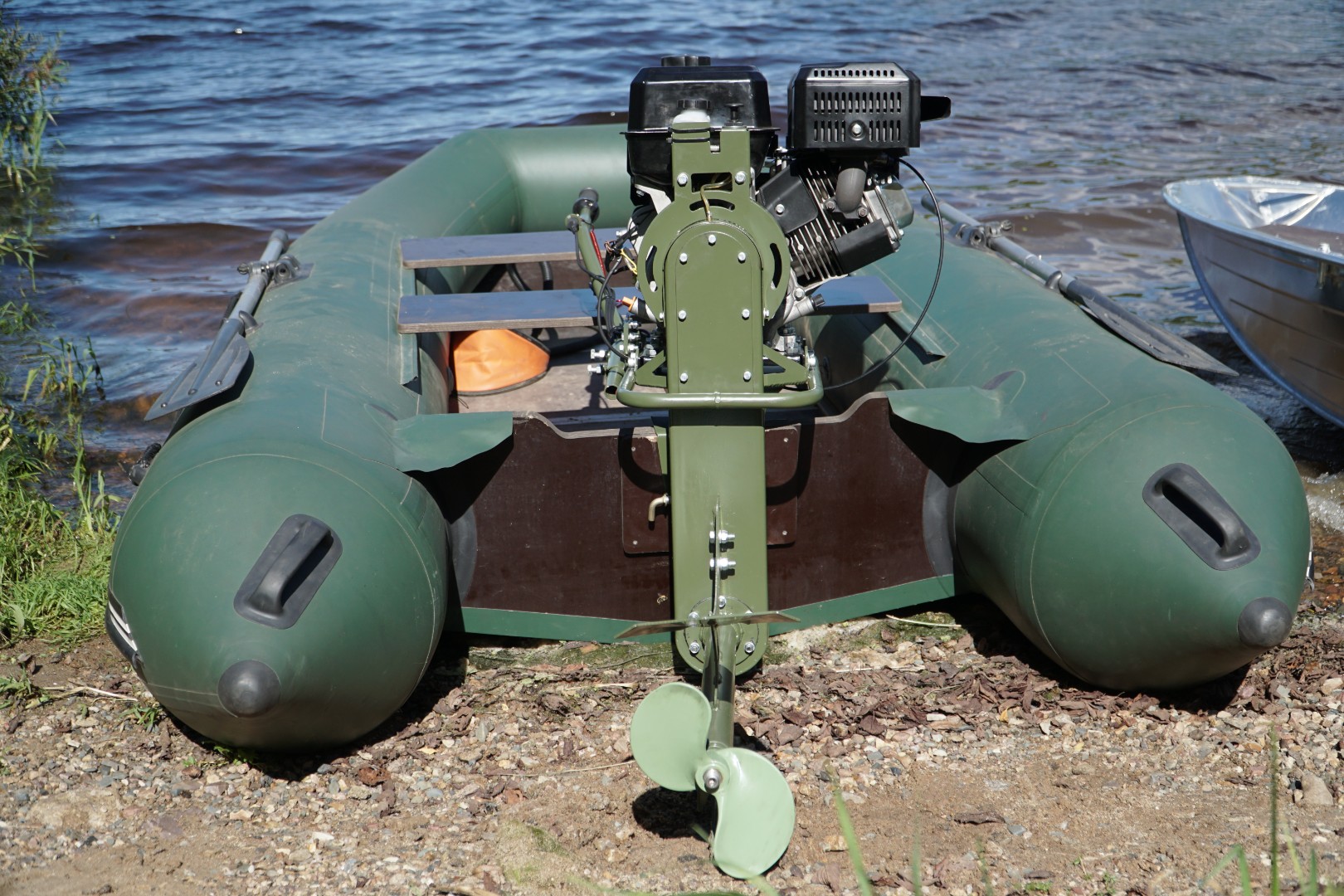 Мотор лодочный болотоход Бурлак М-2
