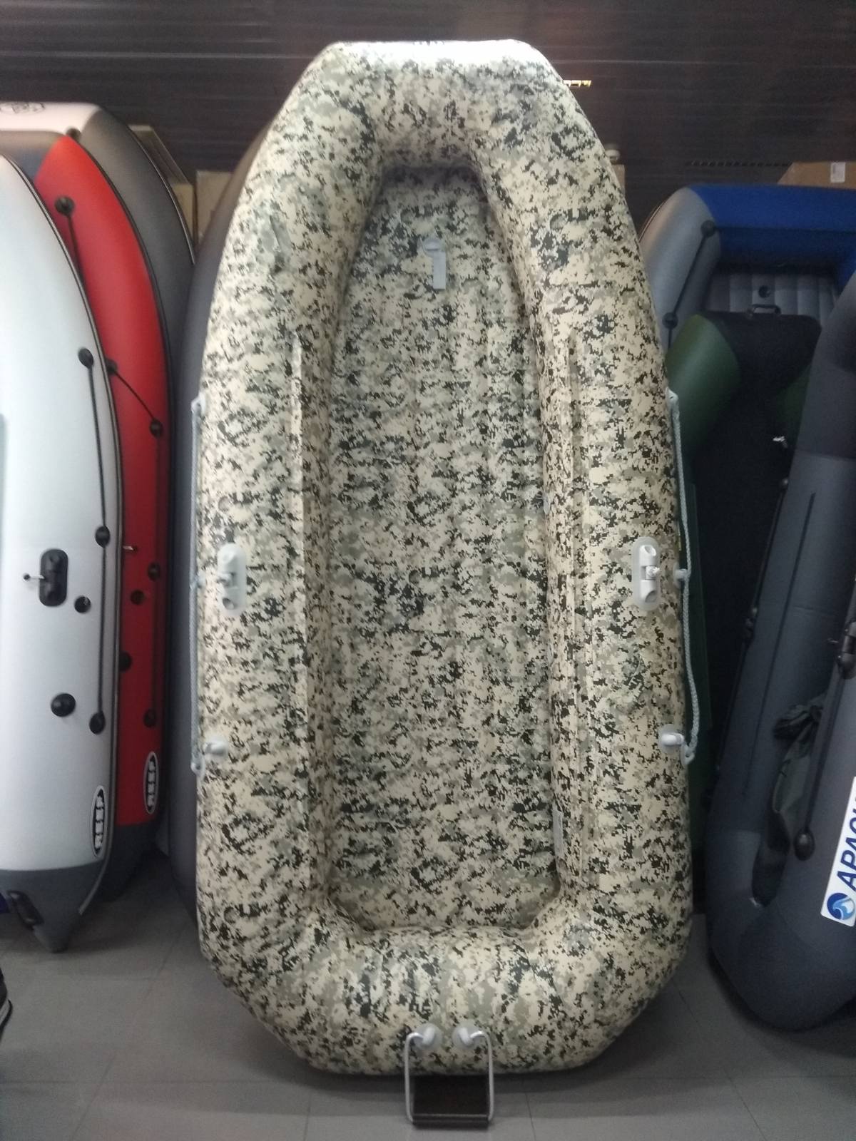 Лодка ФЛАГМАН 300 HT НДНД