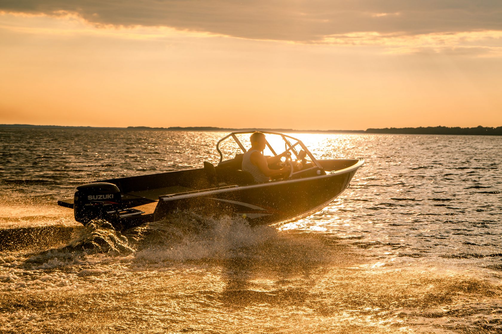 Лодка Realcraft Impulse-470 FishPro