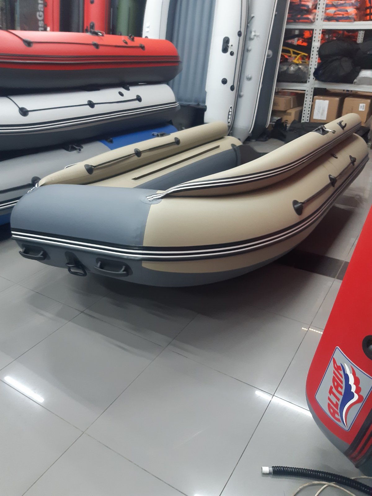 Лодка ПВХ REEF 360 FНД (фальшборт)