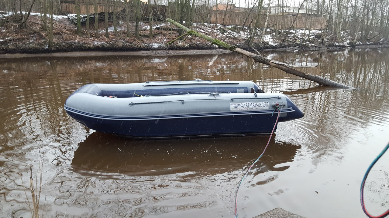 Лодка ФЛАГМАН DK 380