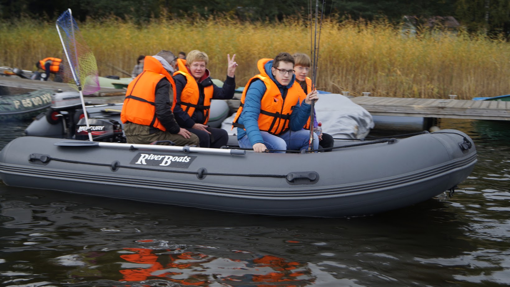 Лодка ПВХ RiverBoats — 410 (Киль)