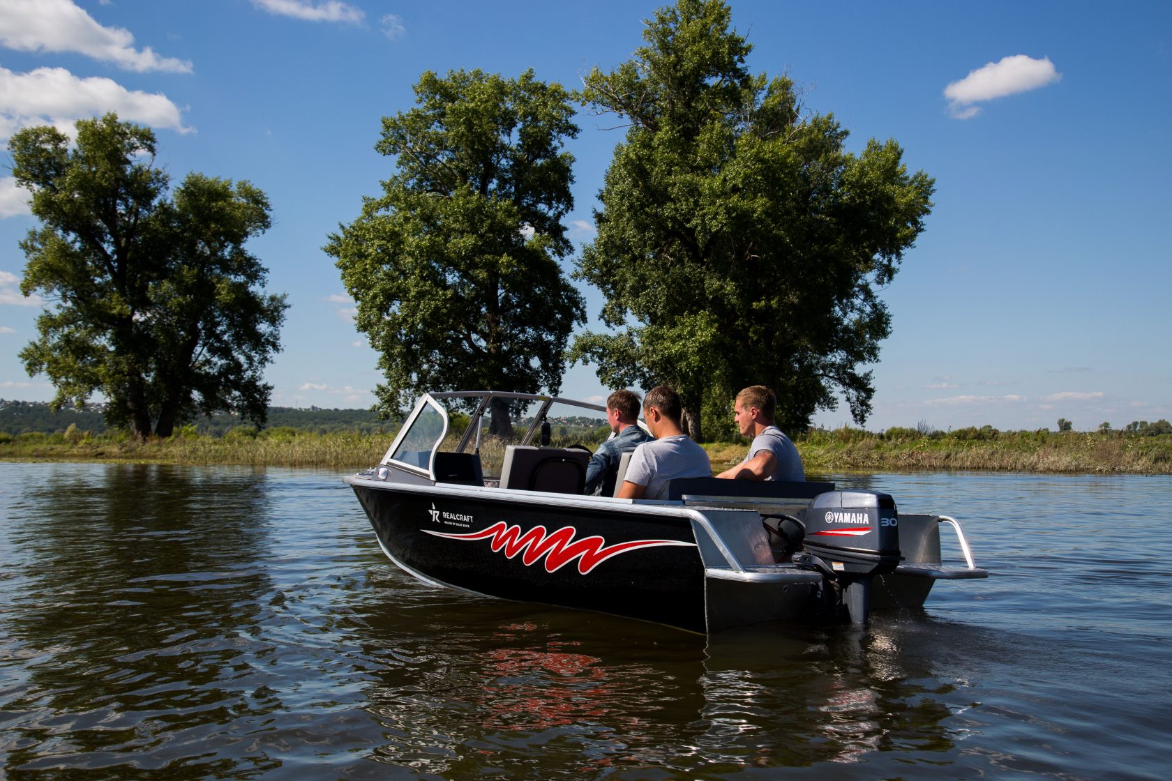 Лодка Realcraft 440