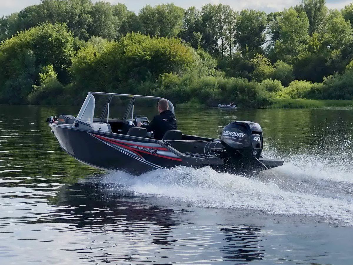 Лодка WINDBOAT 4.5 DCX