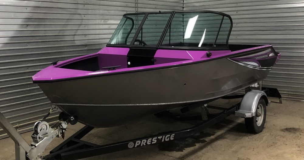 Лодка WINDBOAT 4.6DCX