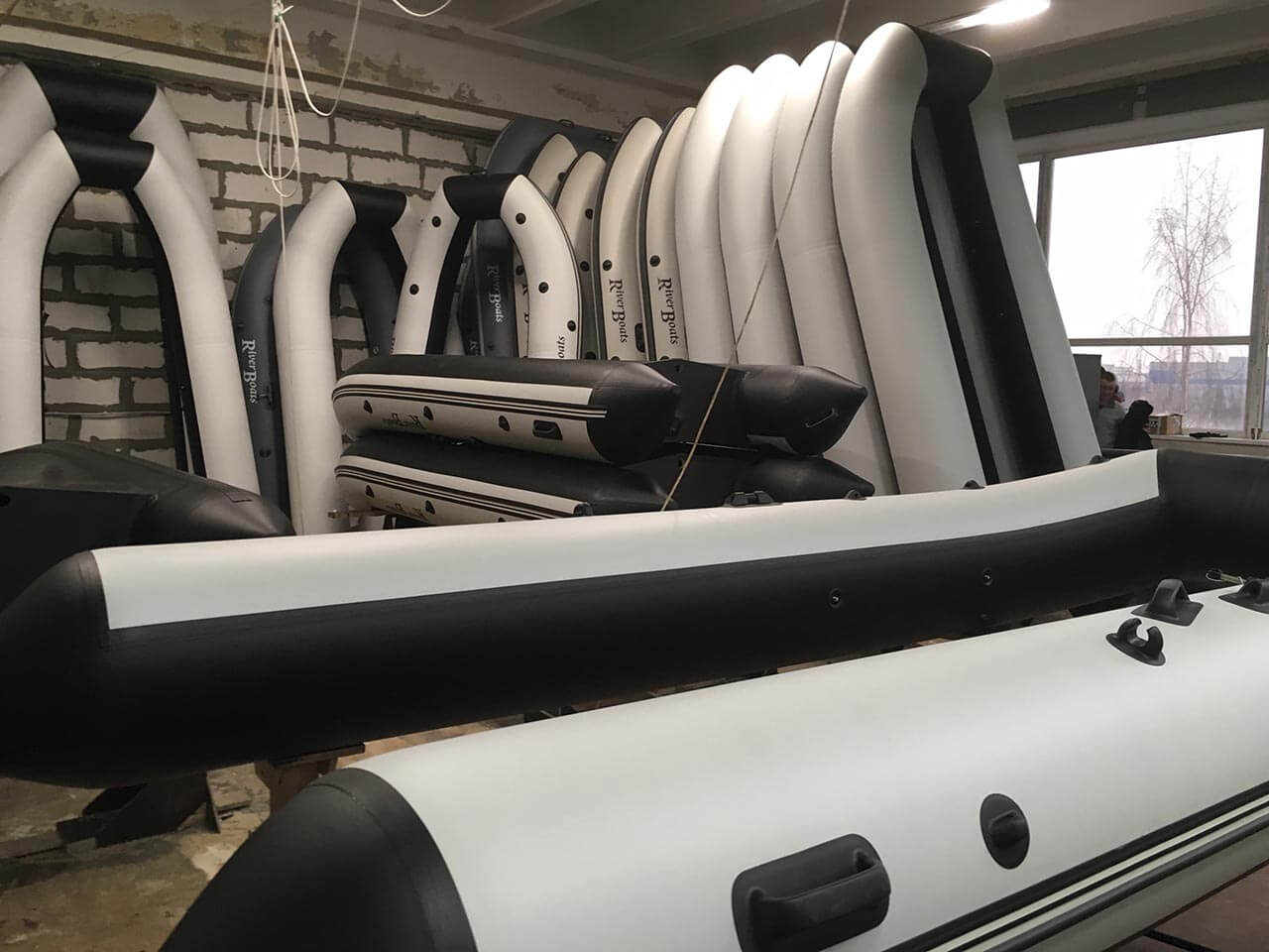Лодка ПВХ RiverBoats — 410 (Киль)