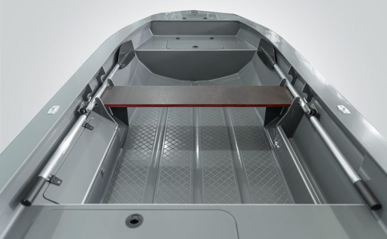 Лодка Swimmer 370
