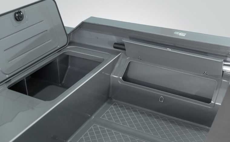 Лодка Swimmer 370