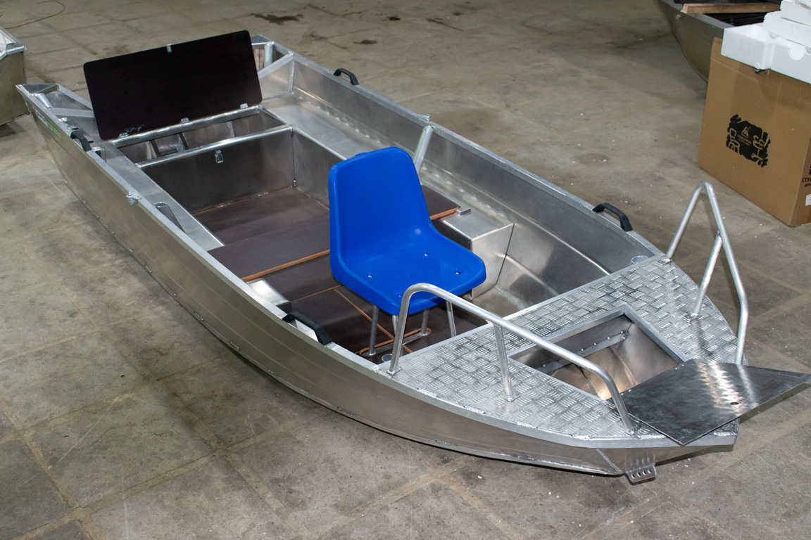 Лодка алюминиевая ВИЗА Алюмакс-415Р