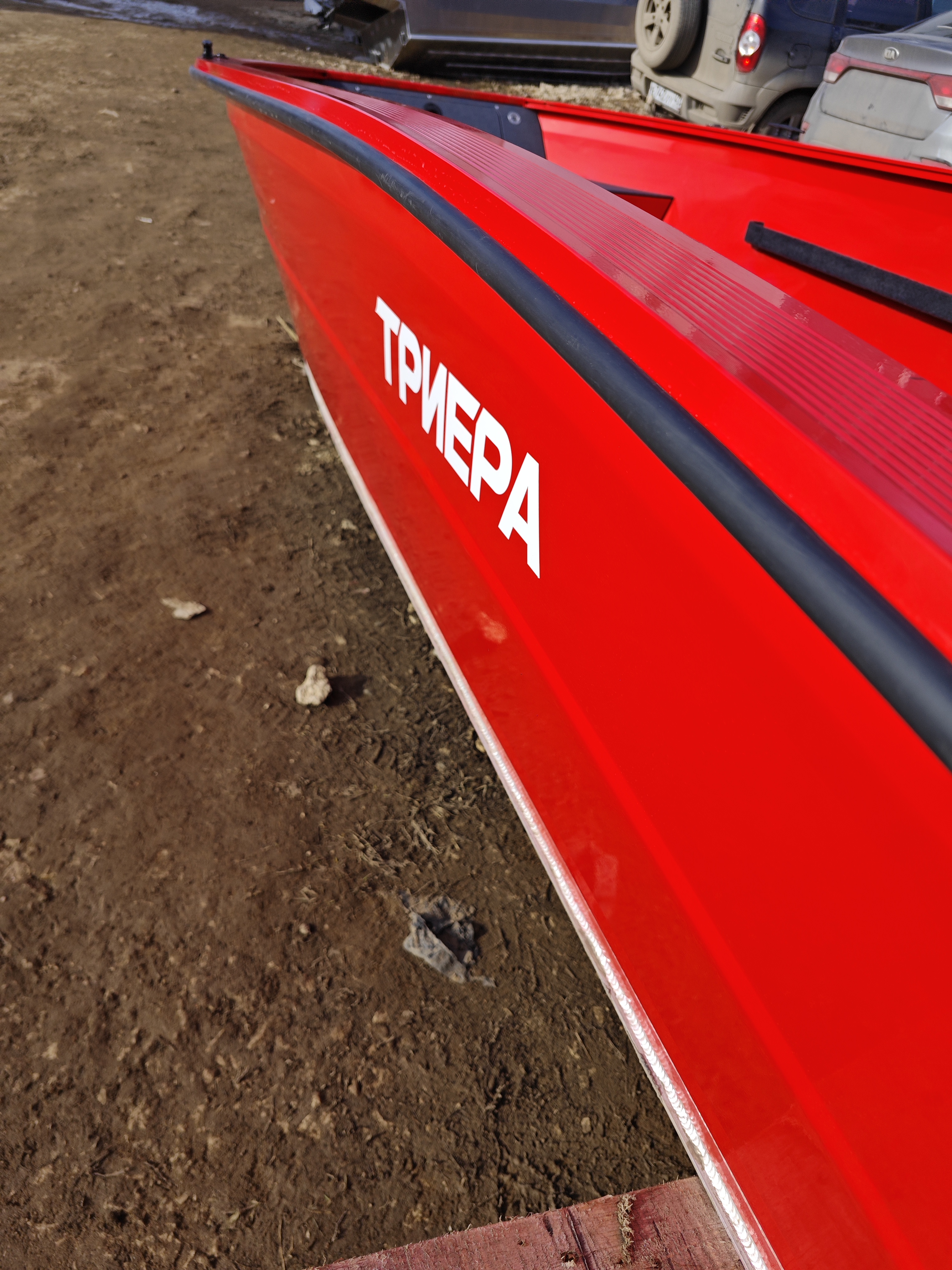 Лодка ТРИЕРА 390 (румпель)