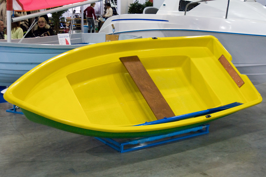 Лодка стеклопластиковая ВИЗА Тортилла-3