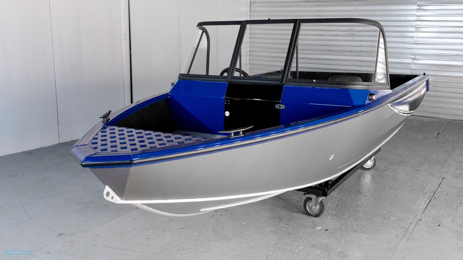 Лодка WINDBOAT 4.5 DCX