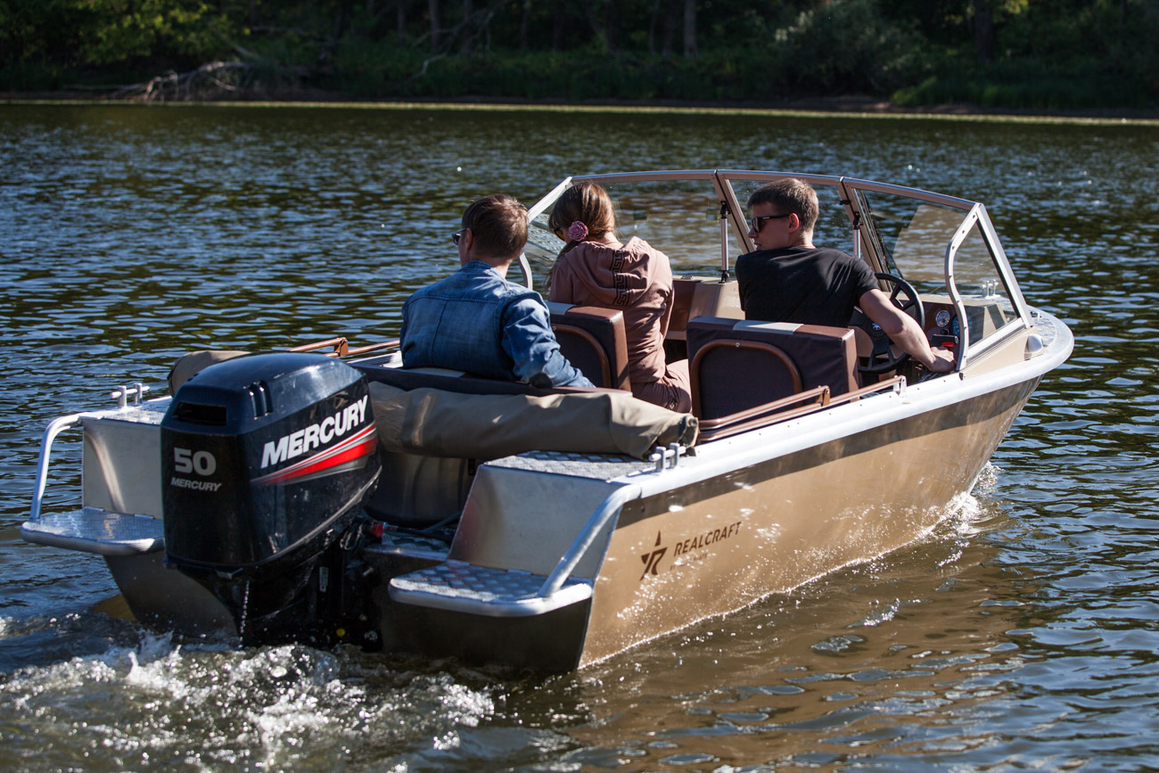 Лодка Realcraft 440