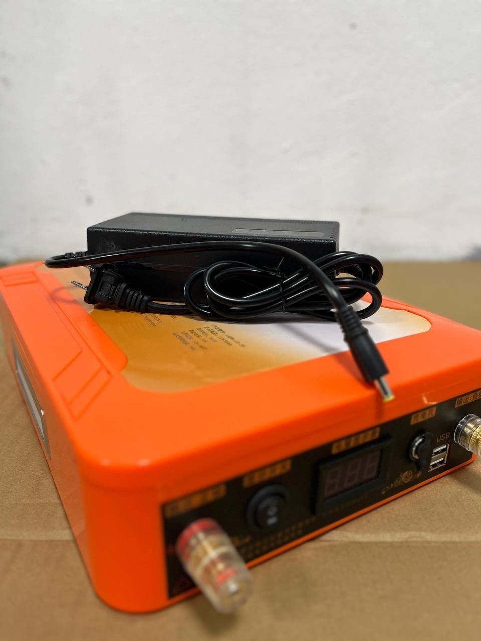 Аккумулятор Haibo LiFePO4 12v 50Ah с ЗУ