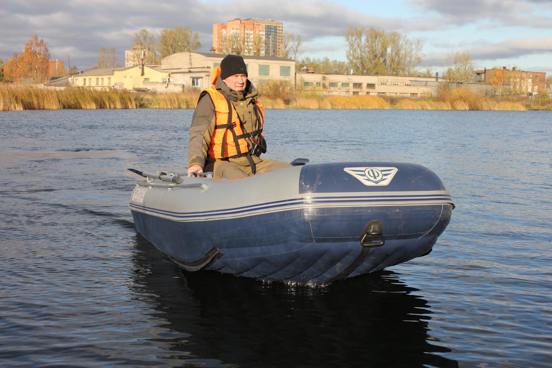 Лодка ФЛАГМАН DK 320