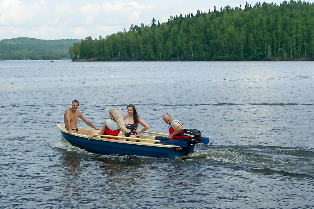 Пластиковая лодка ВИЗА Тортилла-4